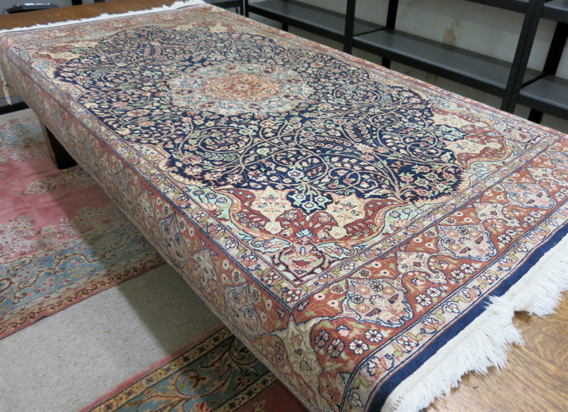 Appraisal: HAND KNOTTED ORIENTAL AREA RUG Pakistani-Persian Tabriz central medallion and