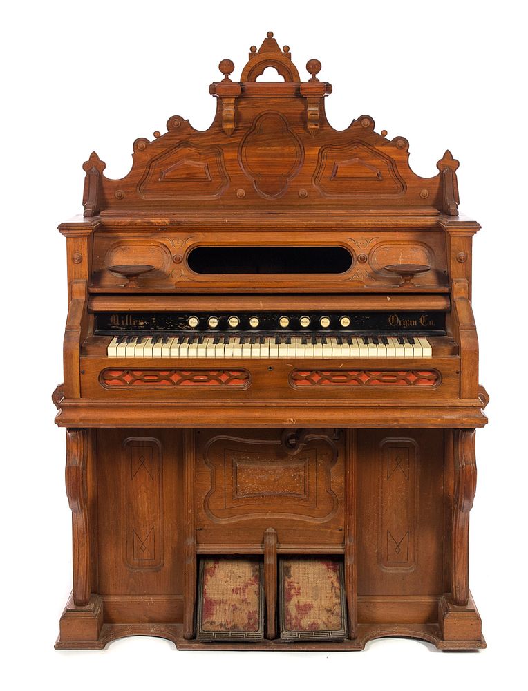 Appraisal: Walnut Victorian Pump Organ Walnut Victorian Pump Organ