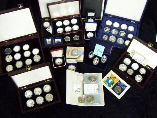 Appraisal: Sundry silver proof coins commemorating Diana Princess of Wales Ships