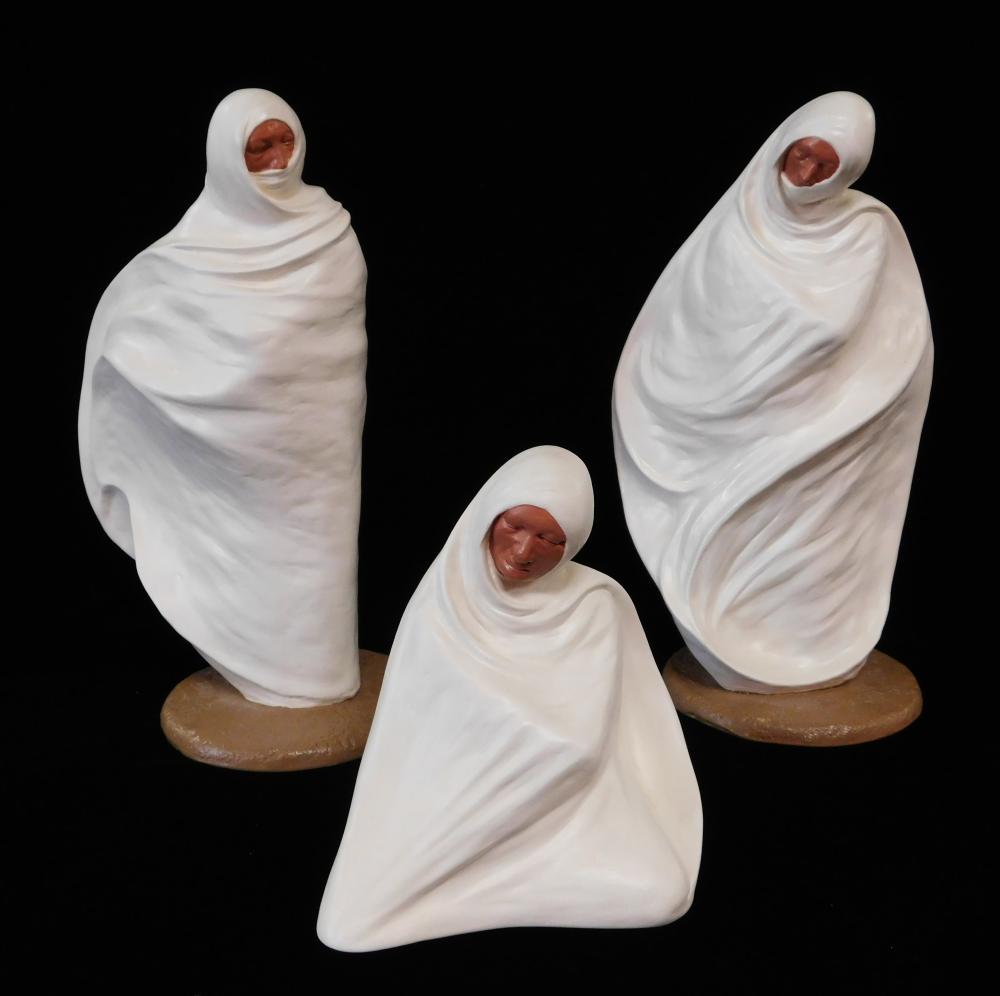 Appraisal: Jo Saylors American b three modern ceramic figures limited editions