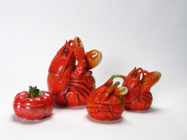 Appraisal: Royal Bayreuth group including '' creamer lidded sugar lidded lobster