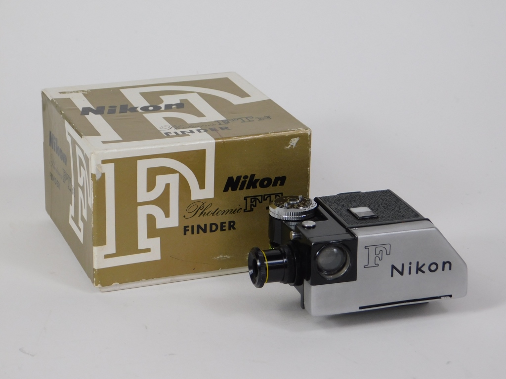 Appraisal: NIKON PHOTOMIC FT VIEWFINDER IN ORIGINAL BOX Nikon Photomic FT