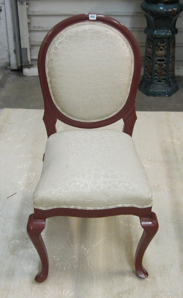 Appraisal: A SET OF NINE MEDALLION-BACK DINING CHAIRS unknown maker recent