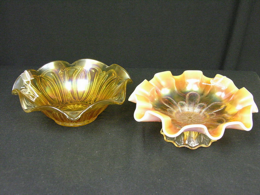 Appraisal: PC LOT CARNIVAL GLASS Peach opalescent Size Marigold Size