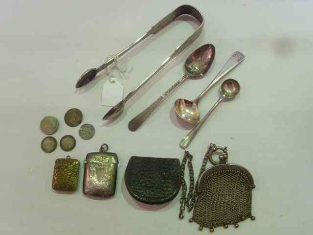 Appraisal: A SMALL QUANTITY OF MISCELLANEOUS SILVER including a pair of