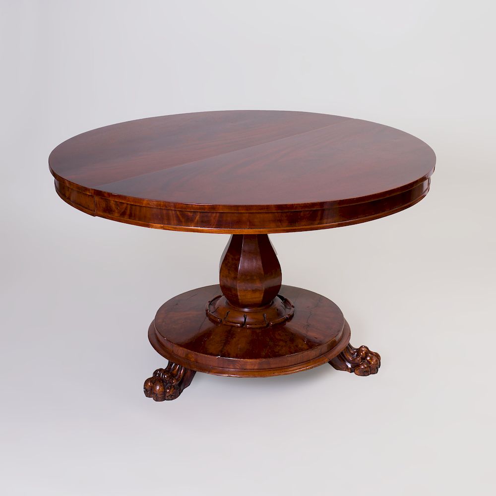 Appraisal: William IV Mahogany Extension Dining Table Fitted with two leaves