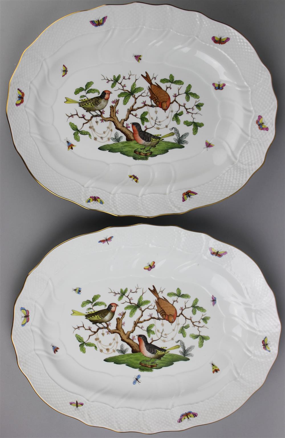 Appraisal: TWO HEREND 'ROTHSCHILD BIRD' PATTERN SHAPED OVAL PLATTERS both with