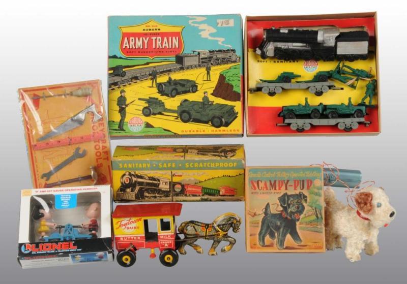 Appraisal: Lot of Assorted Toy Train Pieces Description Includes one battery-operated