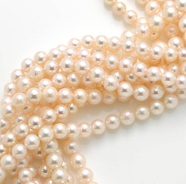 Appraisal: A collection of seventeen hanks of cultured pearls cultured pearls