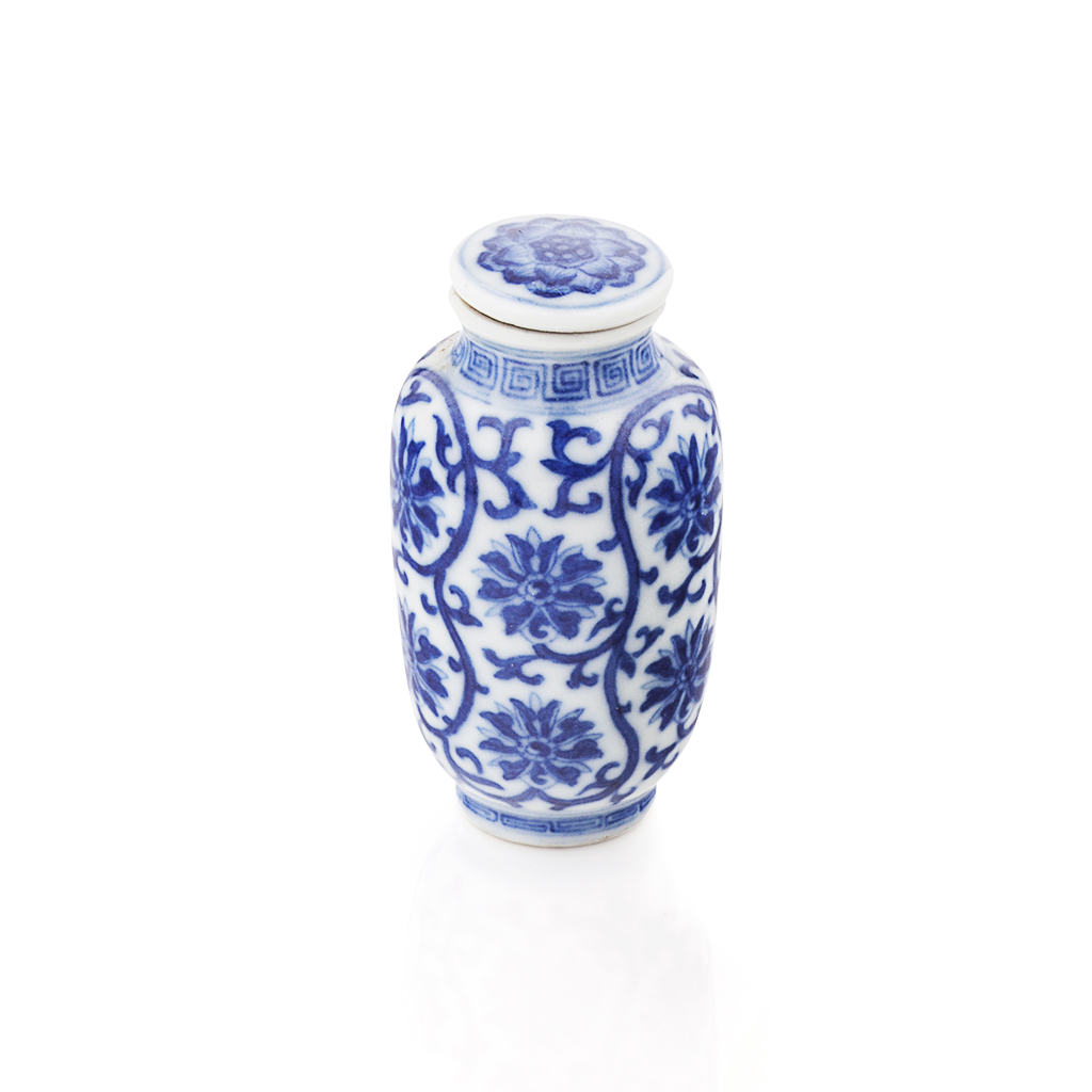 Appraisal: YBLUE AND WHITE PORCELAIN SNUFF BOTTLE AND COVER YONGZHENG SEAL