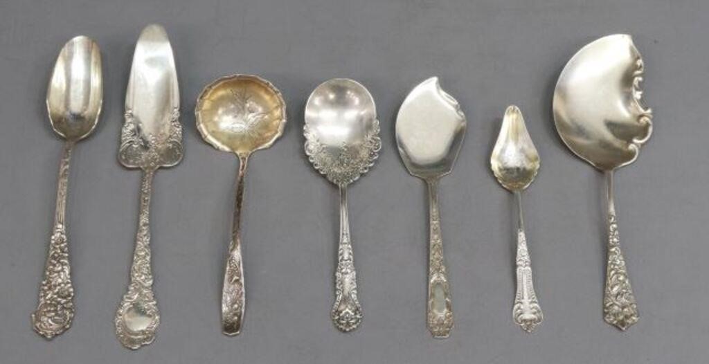 Appraisal: lot of American sterling silver service flatware highlights include Pomona