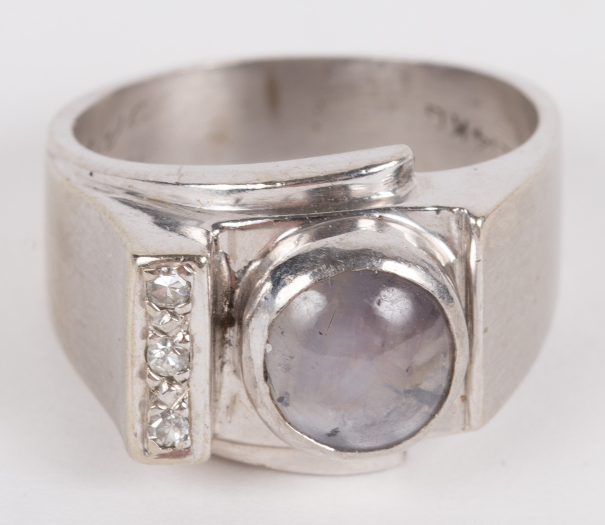 Appraisal: A Star Sapphire Diamond Ring k white gold star sapphire