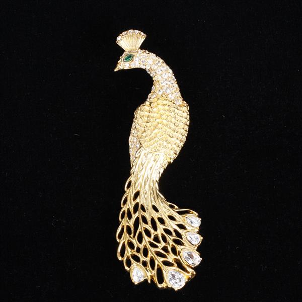 Appraisal: Large Trifari gold tone peacock bird brooch with rhinestones Very