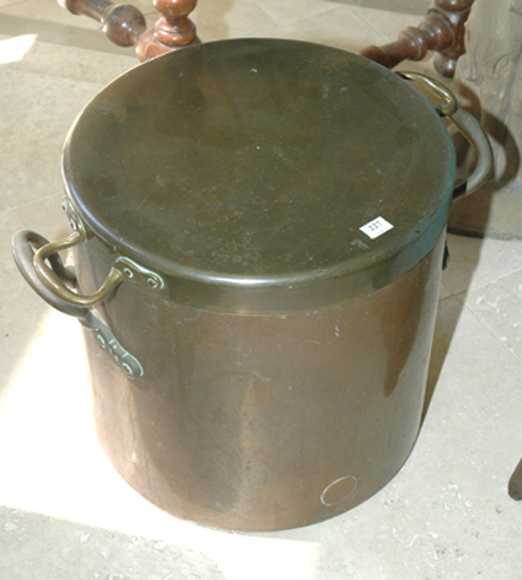 Appraisal: AN EARLY TH CENTURY ENGLISH COPPER LIDDED FLAGON Cylindrical the