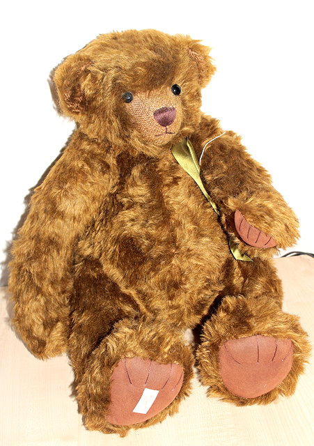 Appraisal: DEANS RAG BOOK CO LTD CENTENARY CARAMEL TEDDY BEAR No