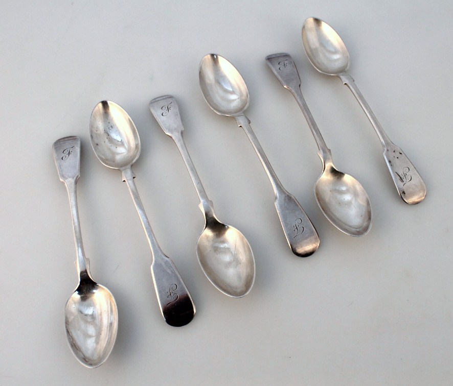 Appraisal: A set of six Edwardian silver teaspoons by John Round