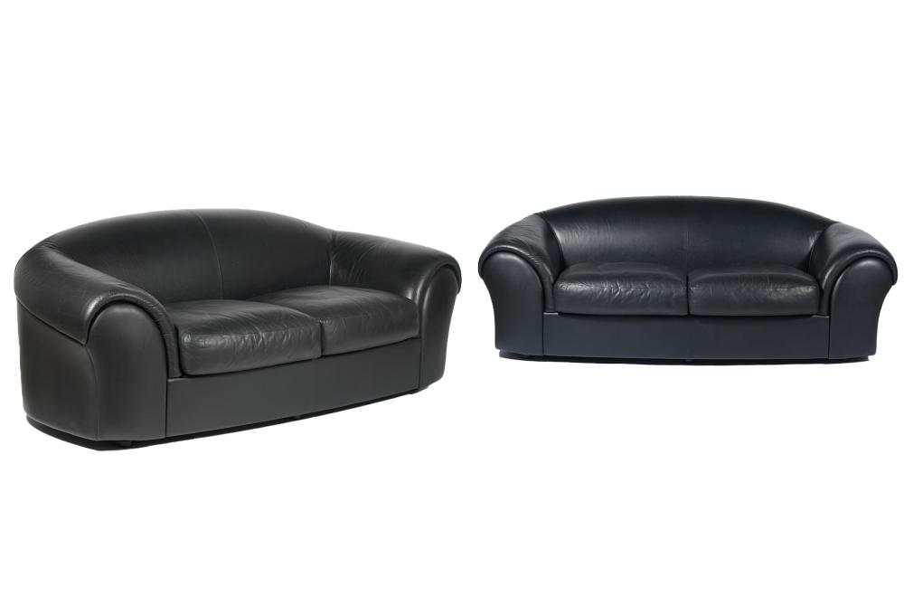 Appraisal: PAIR VENTURI BLACK LEATHER GRANDMA SOFASPair of Robert Venturi black