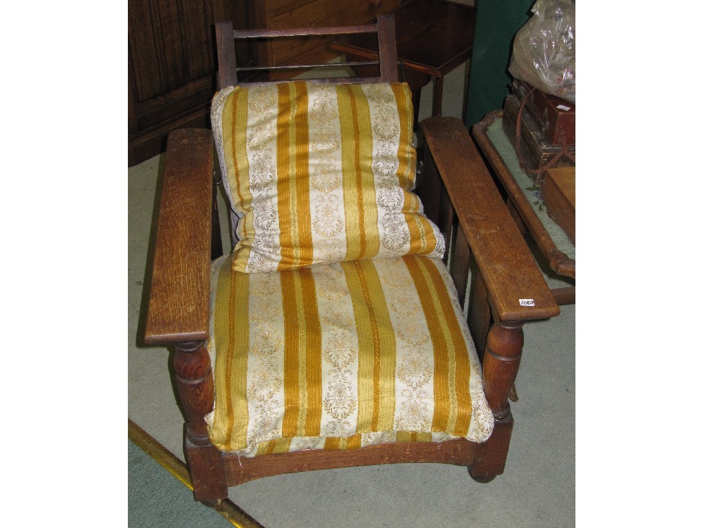 Appraisal: Oak reclining armchair