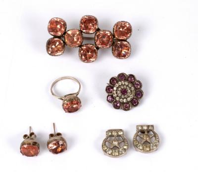 Appraisal: A pink paste suite of jewellery comprising ring size K