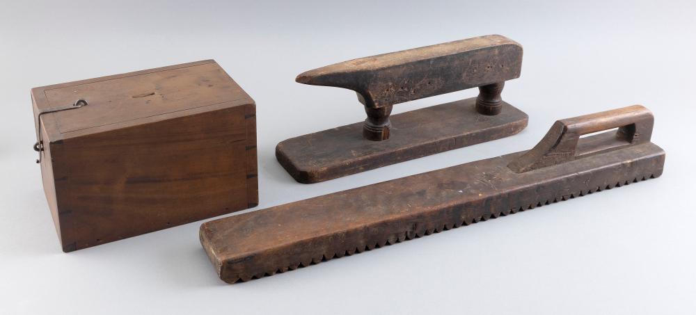 Appraisal: THREE EARLY WOOD ITEMS LATE TH EARLY TH CENTURYTHREE EARLY