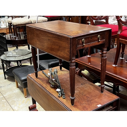 Appraisal: Antique mahogany Pembroke table fitted with a single drawer at