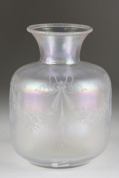 Appraisal: Steuben Verre de Soire Vase unsigned floral swags tied with