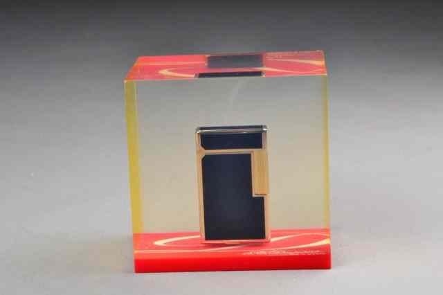 Appraisal: S T DUPONT PRESENTATION LIGHTER IN LUCITEBlack gold Dupont presentation