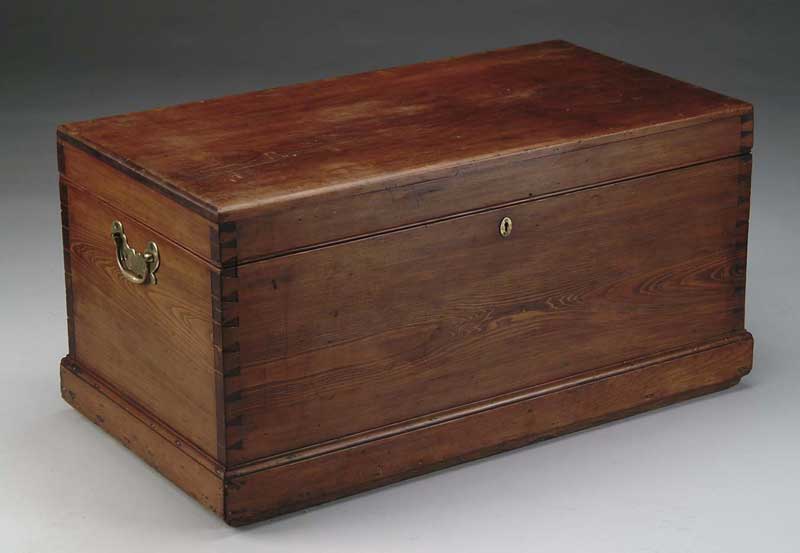 Appraisal: FINE EARLY PINE DOVETAILED SEAMAN S CHEST Natural finished pine