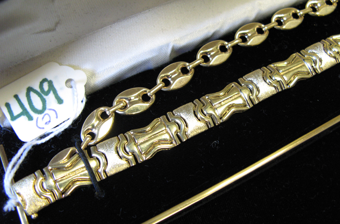 Appraisal: TWO FOURTEEN KARAT YELLOW GOLD CHAIN BRACELETS and - inch