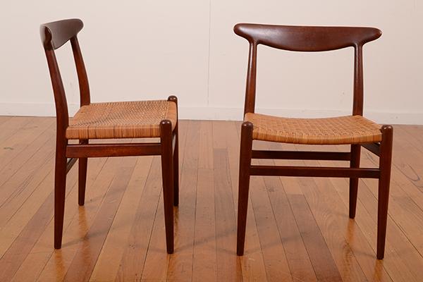 Appraisal: HANS WEGNER A SET OF SIX W DINING CHAIRS HANS