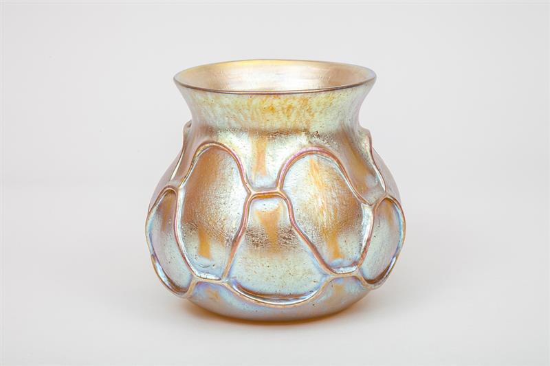 Appraisal: Tiffany Favrile Type Glass Vase Unmarked the sloping sides with