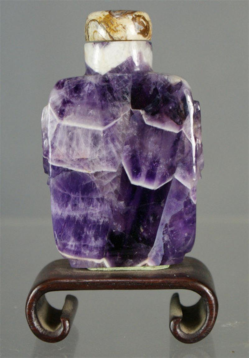 Appraisal: carved amethyst quartz snuff bottle shoulders carved with faces agate