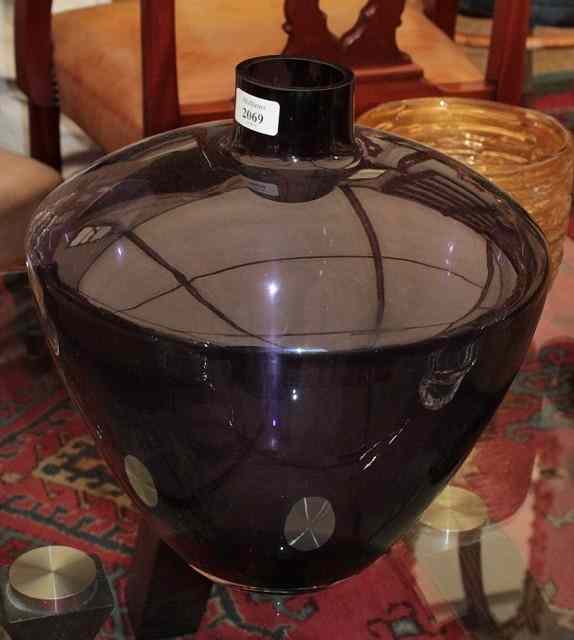 Appraisal: AN OVOID PURPLE GLASS VASE possibly Whitefriars with broad shallow