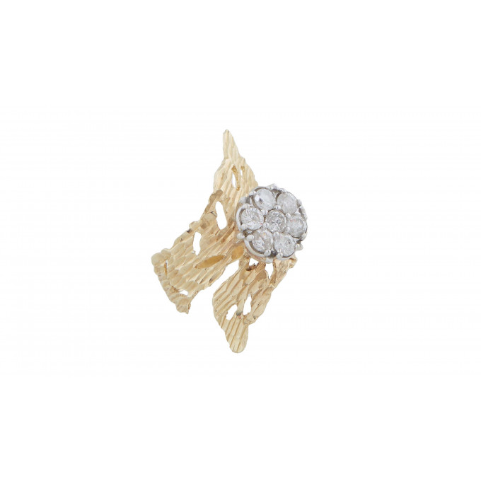 Appraisal: Lady's K Yellow Gold Dinner Ring the top with a