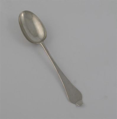 Appraisal: A Queen Anne wavy-end tablespoon with a plain moulded rattail