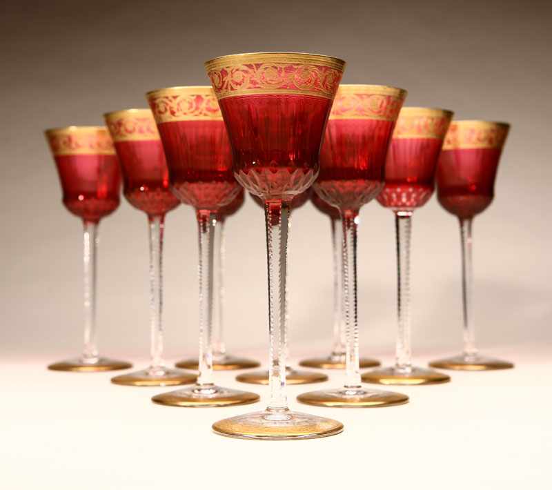 Appraisal: A set of eight St Louis 'Thistle Gold' gilt cranberry