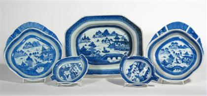 Appraisal: Chinese export porcelain Canton platter and four dishes th century