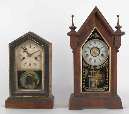 Appraisal: Two mahogany shelf clocks ca tallest -