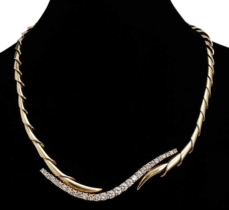 Appraisal: JOSE HESS CTW DIAMOND NECKLACE From the award winning designer