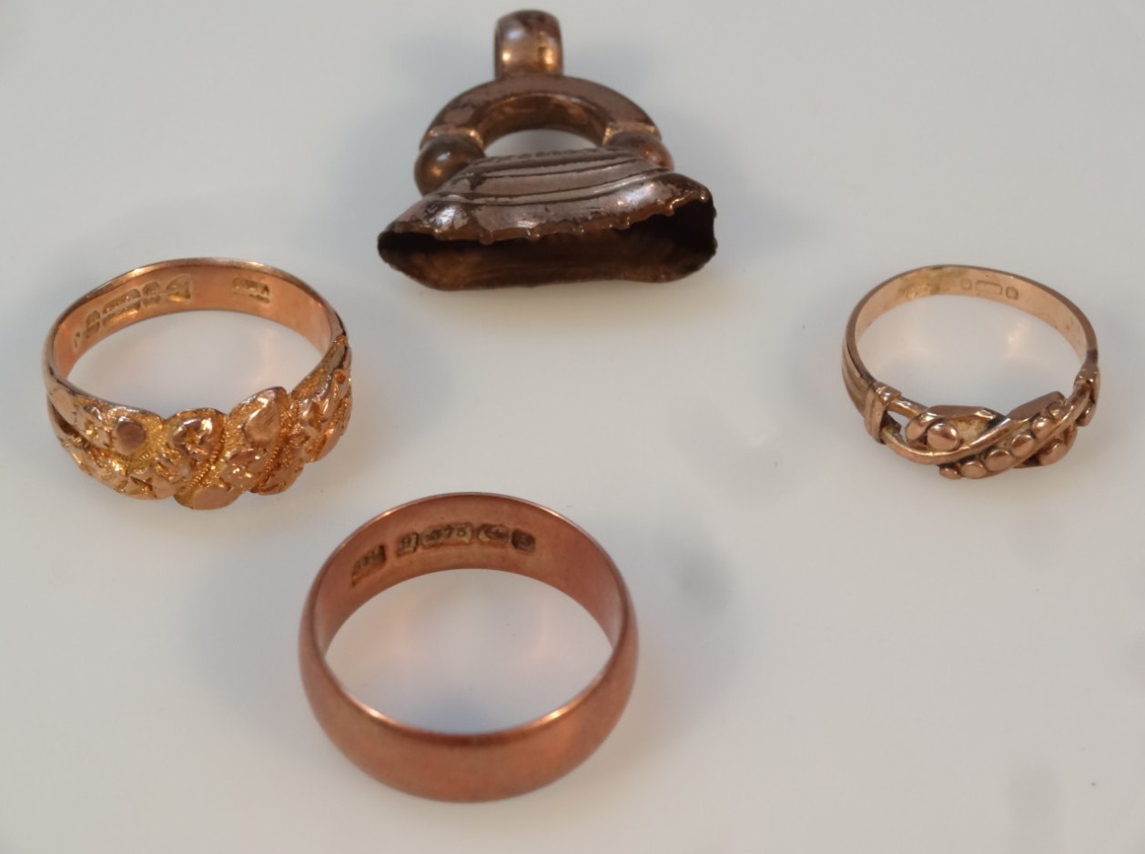 Appraisal: Three various ct gold rings to include wedding band size