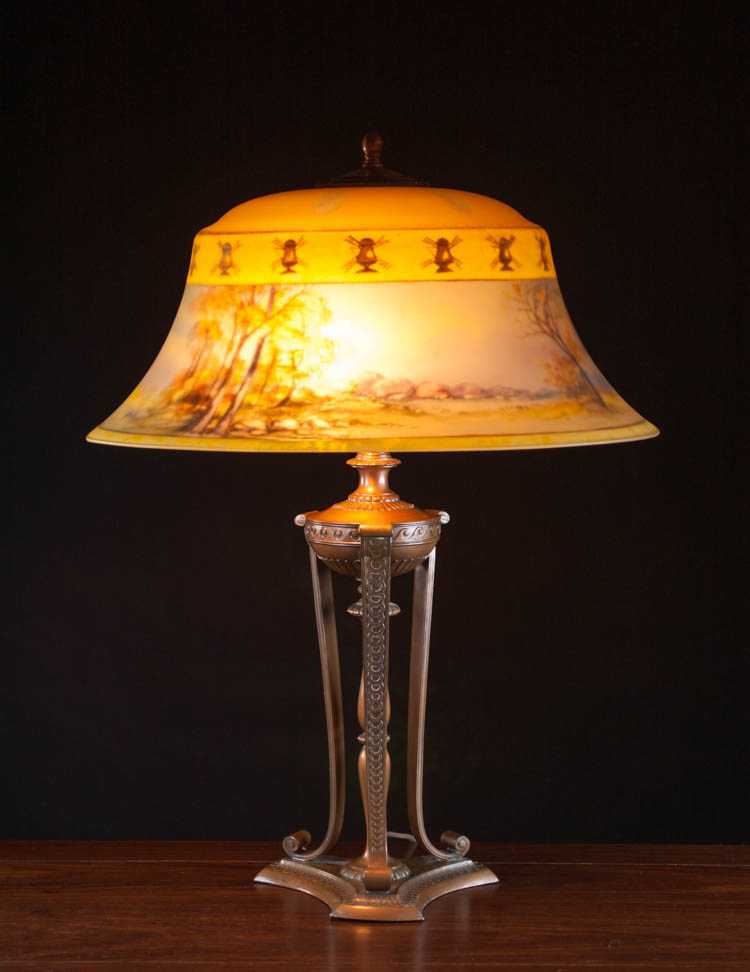 Appraisal: PAIRPOINT REVERSE PAINTED TABLE LAMP with Exeter shape flared circular