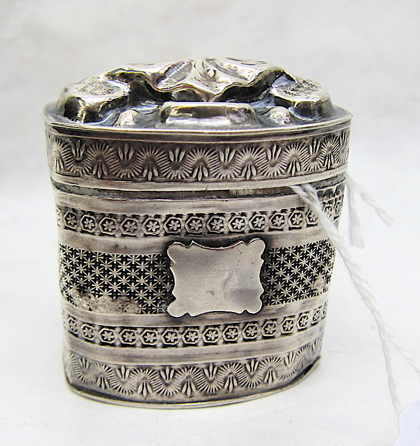 Appraisal: NETHERLANDS FINE SILVER MINIATURE BOX with hinged lid Height inches