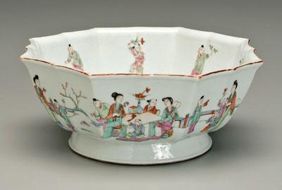 Appraisal: Chinese famille rose bowl octagonal with scalloped rim interior and