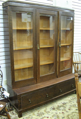 Appraisal: LARGE OAK CABINET BOOKCASE ON STAND English early th century