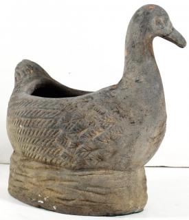 Appraisal: Cast Stone Duck Garden Planter The nesting waterfowl with an