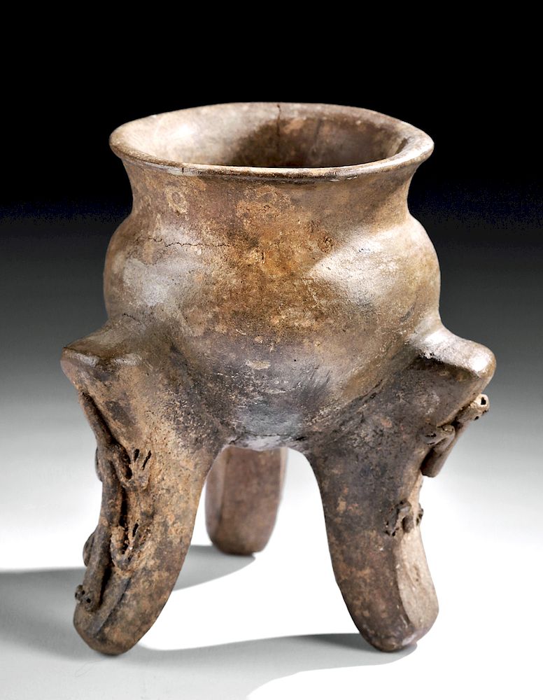 Appraisal: Panamanian Pottery Tripod Vessel - Lizard Legs Pre-Columbian Panama Chiriqui