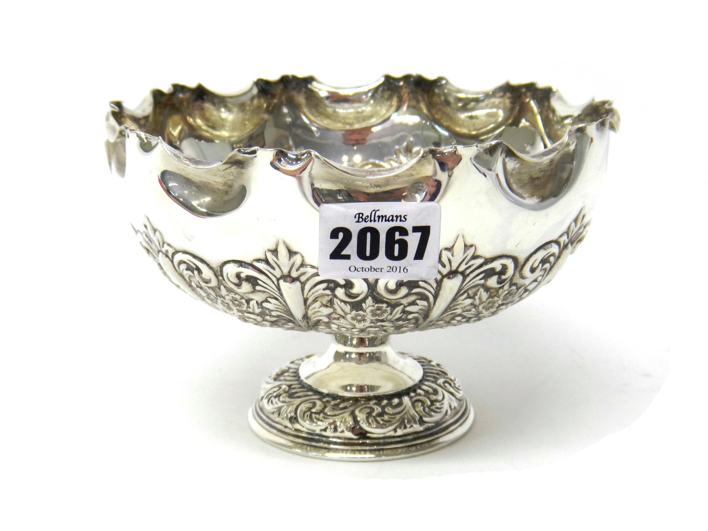 Appraisal: A silver rose bowl with a shaped circular rim the