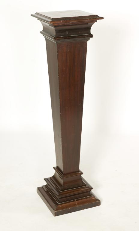 Appraisal: EDWARDIAN MAHOGANY TORCHERE STAND of architectural form square moulded top