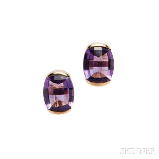 Appraisal: kt Gold and Amethyst Cuff Links each set with an