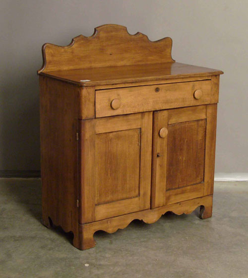 Appraisal: Victorian pine commode h w